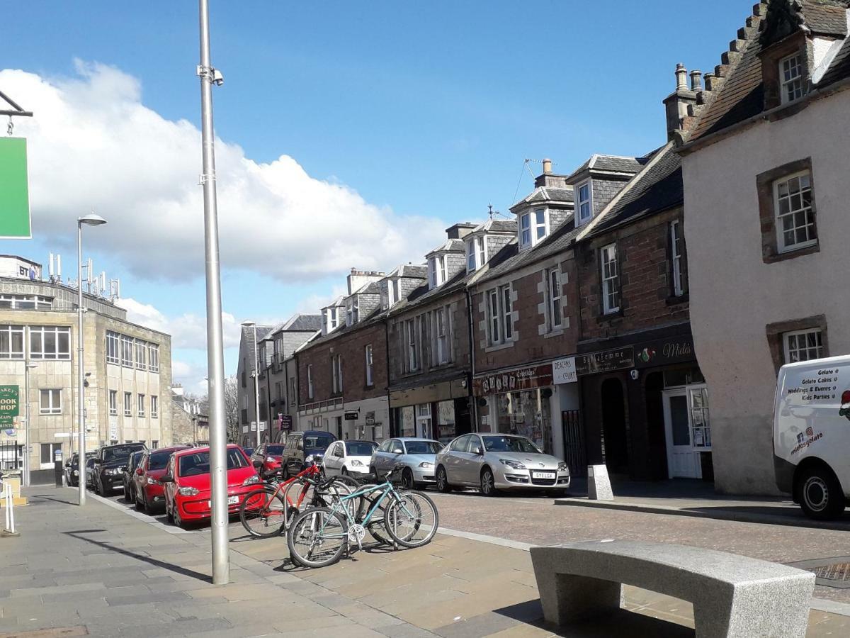 Appartement 98 Church Street à Inverness Extérieur photo